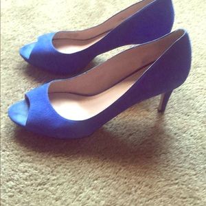 Beautiful Royal blue high heels.